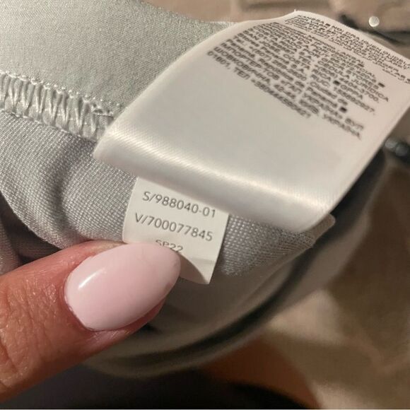 ATHLETA Eastbound Wide Leg Pant- Size 8 - Picture 7 of 7